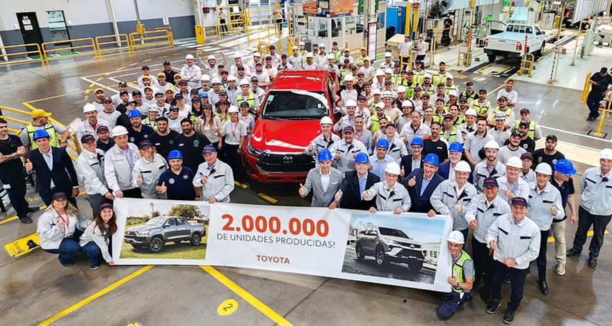 Toyota celebra las 2 millones de unidades fabricadas en Argentina.