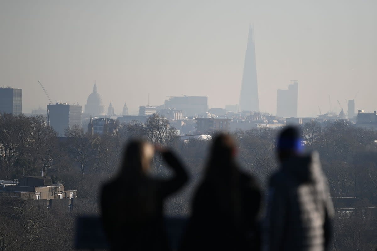 Traffic speeds in central London average eight miles per hour on weekdays, a figure that has decreased in recent years (Daniel Leal / AFP via Getty Images)