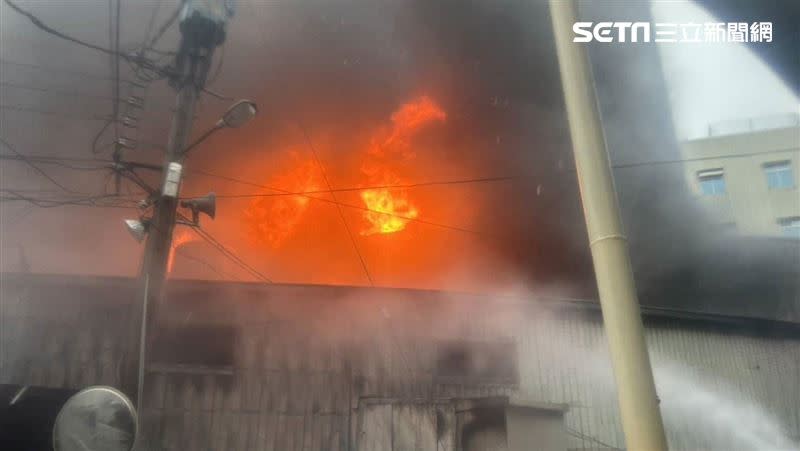 安泰醫院今早發生火警，共釀9人死亡。（圖／翻攝畫面）