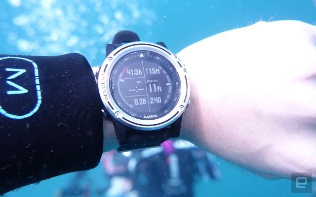 Garmin Descent MK1 評測：入水能游、出水能跳