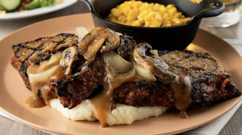 Logan's Roadhouse meatloaf