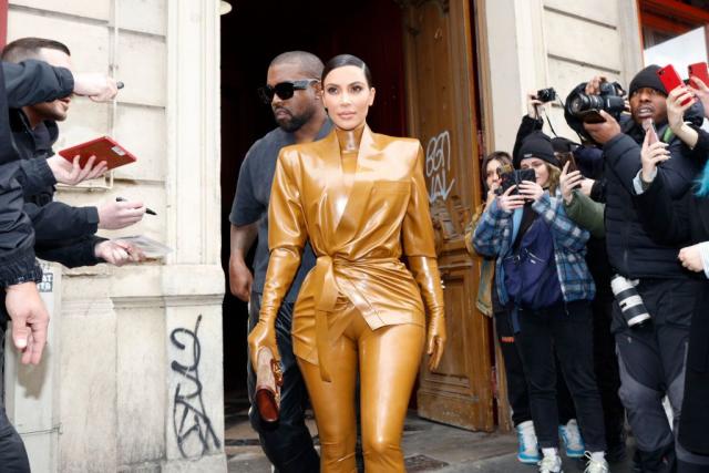 Kim Kardashian Light Grey Bodysuit Street Style Calabasas 2019 on