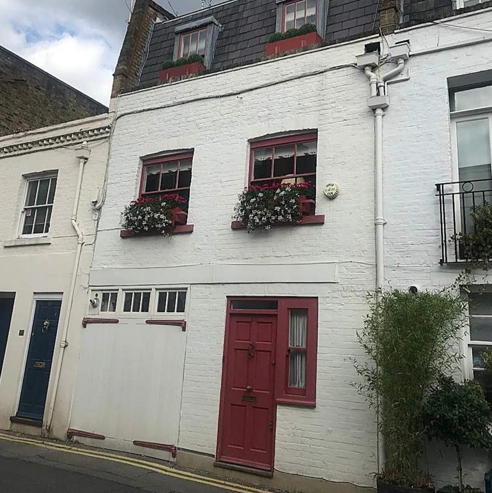 The mews house in Belgravia, central London - APhifer