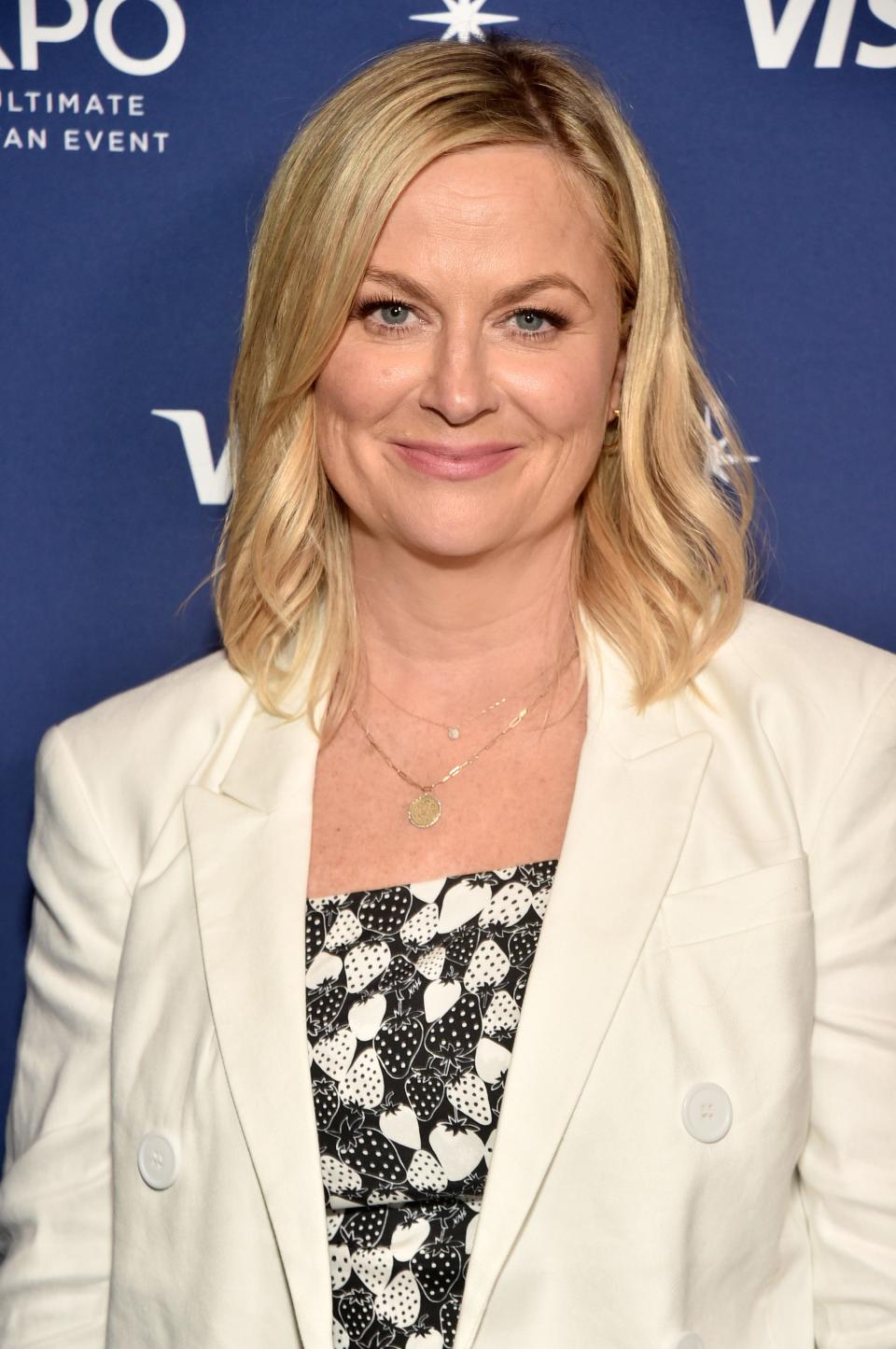 ANAHEIM, CALIFORNIA - SEPTEMBER 09: Amy Poehler attends D23 Expo 2022 at Anaheim Convention Center in Anaheim, California on September 09, 2022. (Photo by Alberto E. Rodriguez/Getty Images for Disney) ORG XMIT: 775800449 ORIG FILE ID: 1422548742