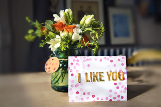 Brighten Your Valentine's Day With DIY Cards and Budget Bouquets