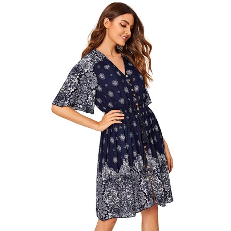 This loose-fitting dress doesn't feel — or look — engulfing. (Photo: Amazon)