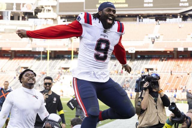 Locker room highlights after Patriots' 15-10 win over Jets