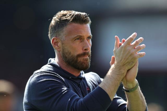 Luton Town manager Rob Edwards signs new contract - Yahoo Sports