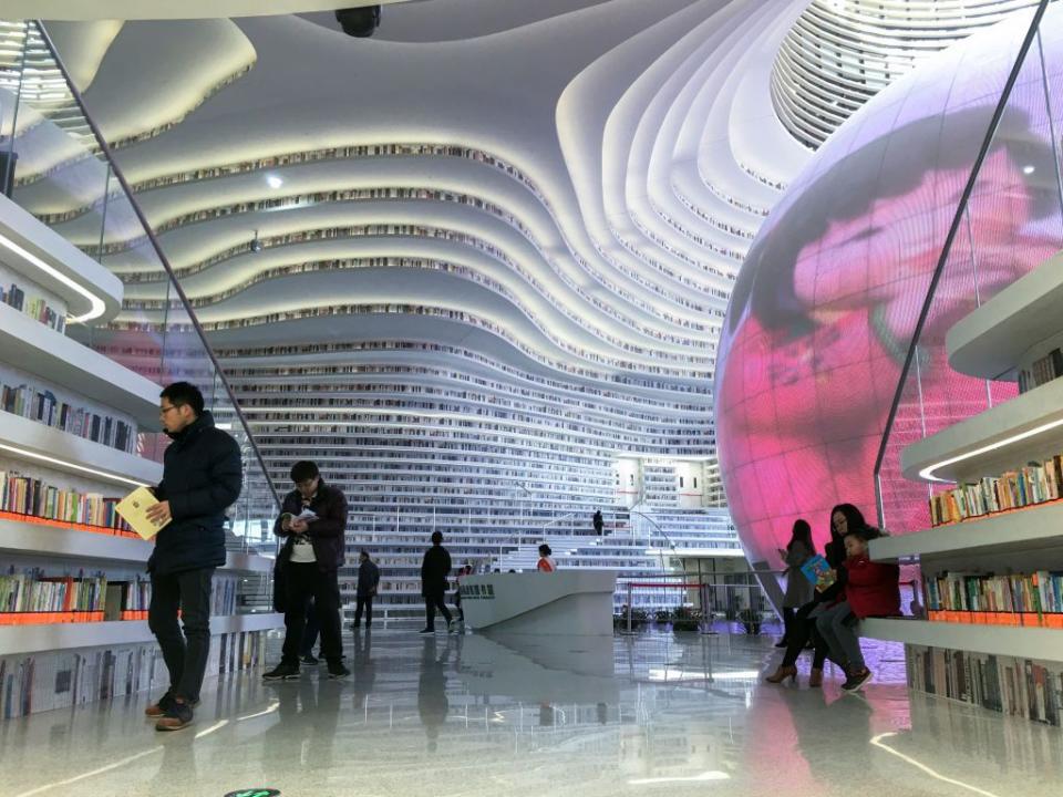 9) Tianjin Binhai Library