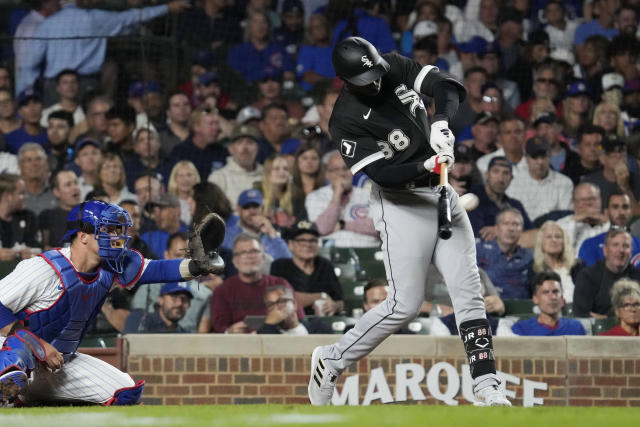 White Sox' Luis Robert still getting hang of sliding - Chicago Sun