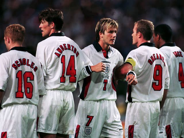 <p>Matthew Ashton/EMPICS/Getty</p> Paul Scholes, Darren Anderton, David Beckham, Alan Shearer, Paul Ince during the 1998 FIFA World Cup.