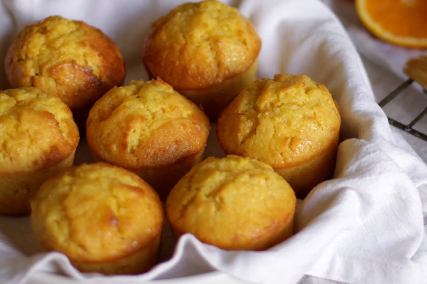 Moist Mini Orange Cakes