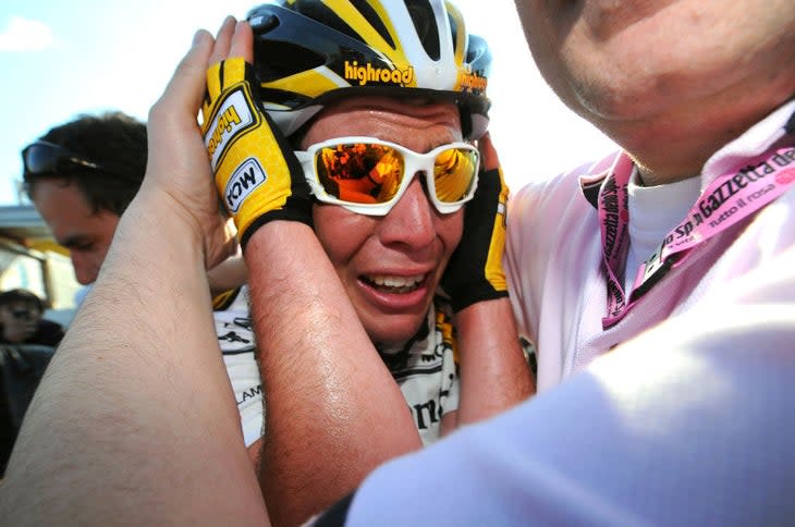 <span class="article__caption">Cavendish celebrates a stunning victory at Milan-San Remo.</span> (Photo: Tim De Waele/Getty Images)