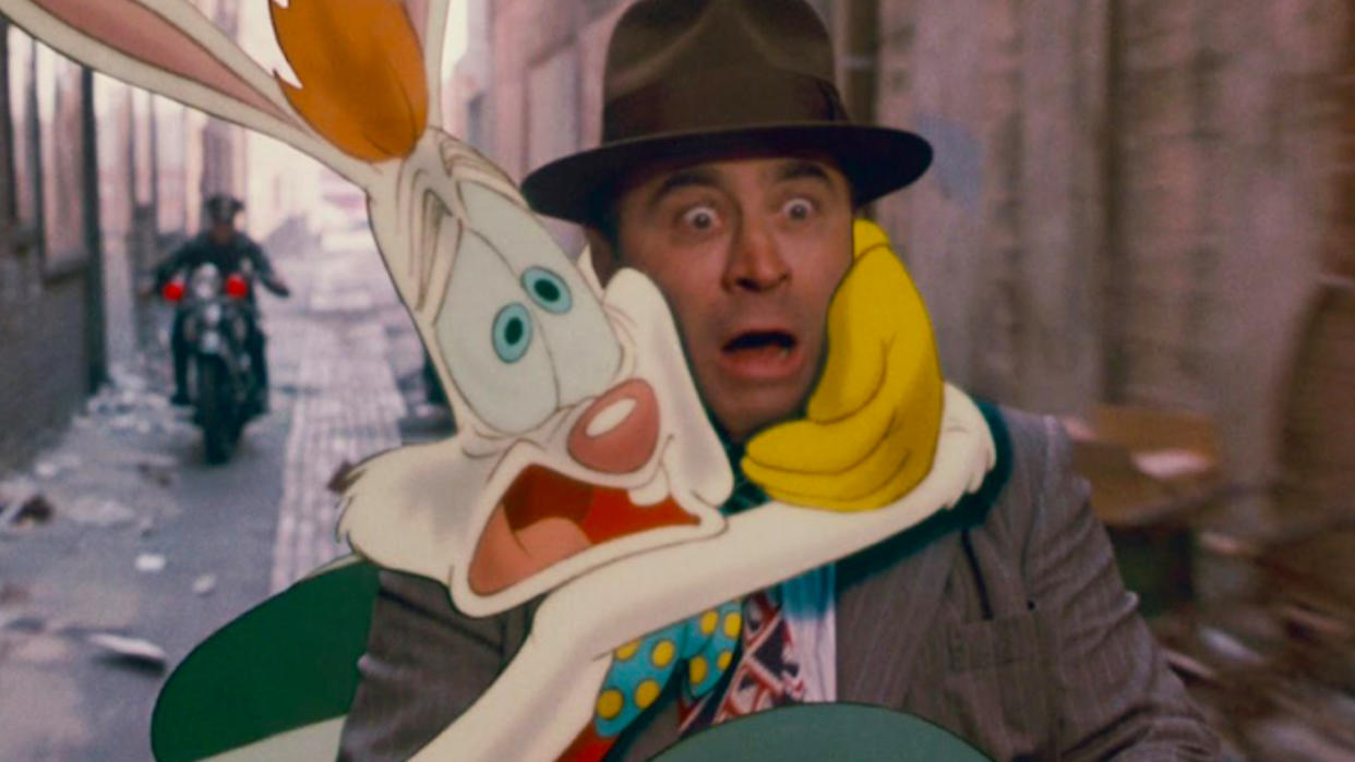  Charles Fleischer and Bob Hoskins in Who Framed Roger Rabbit?. 