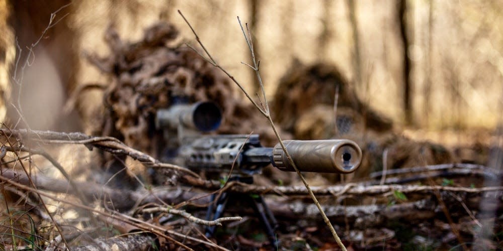 U.S. Army Soldiers from Headquarters and Headquarters Company, 3rd Battalion, 187th Infantry Regiment, 3rd Brigade Combat Team, 101st Airborne Division (Air Assault), fire the M24 Sniper Weapon System during weapons density at Fort Campbell, Ky. Jan. 9, 2019.