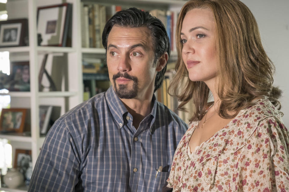 Milo Ventimiglia and Mandy Moore in "This Is Us." (Photo: )