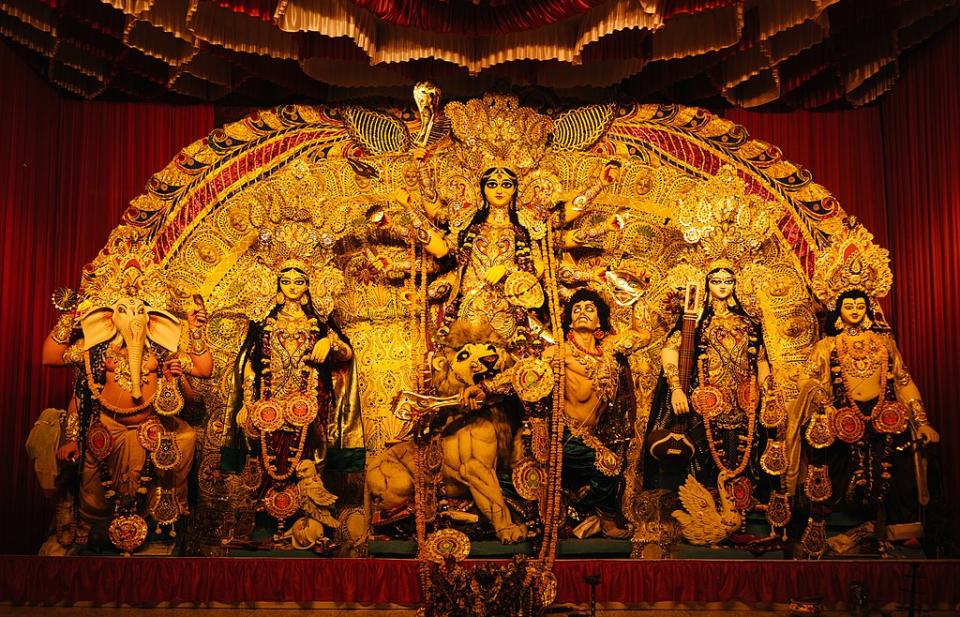 近難母女神節（Durga Puja）(Photo by Subhrajyoti07, License: CC BY-SA 4.0, Wikimedia Commons提供)