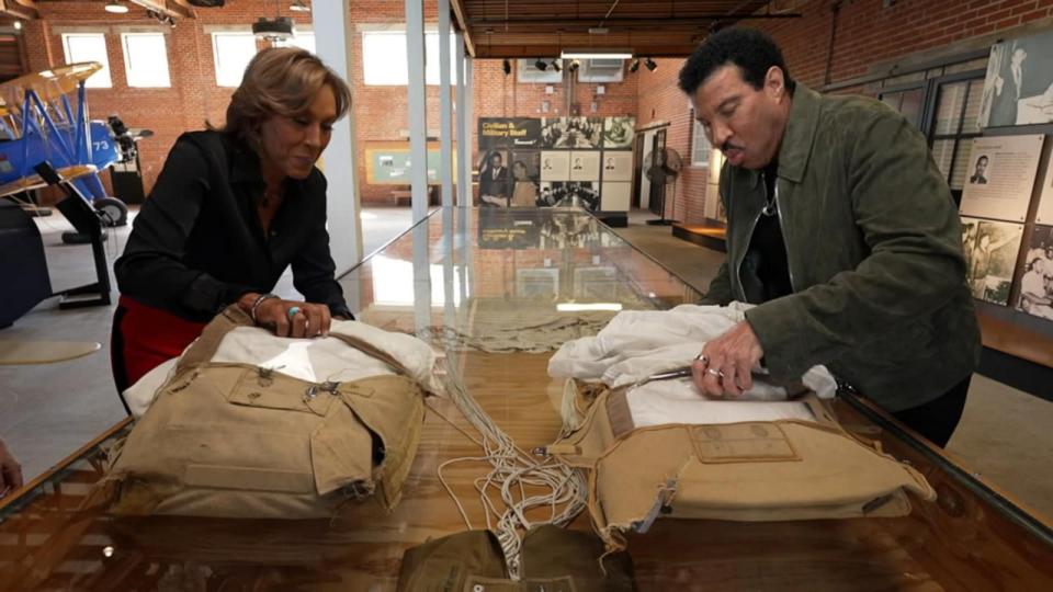 PHOTO: 'American Idol' judge Lionel Richie and 'Good Morning America' co-anchor Robin Roberts visited Tuskegee, Ala. (ABC News)