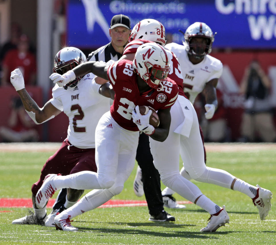 Nebraska running back Maurice Washington rushed for 455 yards and three touchdowns in 2018. (AP Photo/Nati Harnik)