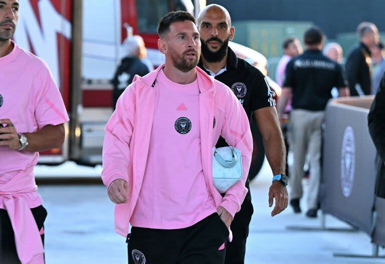 Lionel Messi llega al DRV PNK Stadium de Fort Lauderdale: hoy empieza allí la temporada de la MLS