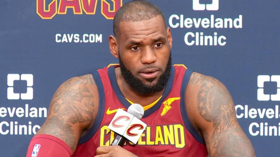 LeBron James今天首度公開談到對Kyrie Irving求去的看法。圖/美聯社