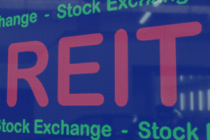 SmartAsset: What Is a Hybrid REIT?