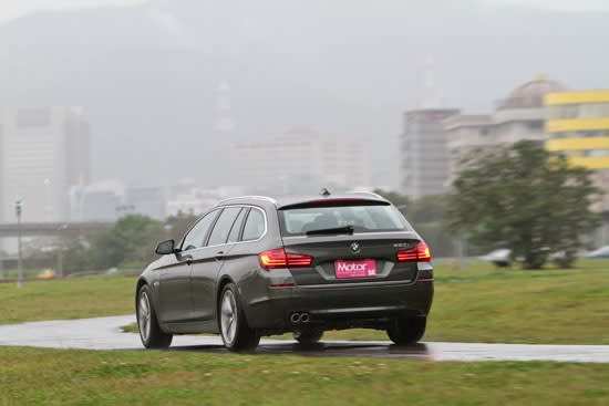 photo 7: 【HD影片-國內新車試駕】BMW 520i Touring