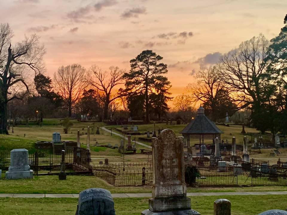 Feel the chill at the wonderful Oakland Cemetery at Dusk Tour given by historian and lover of all things spooky Dr. Cheryl White.