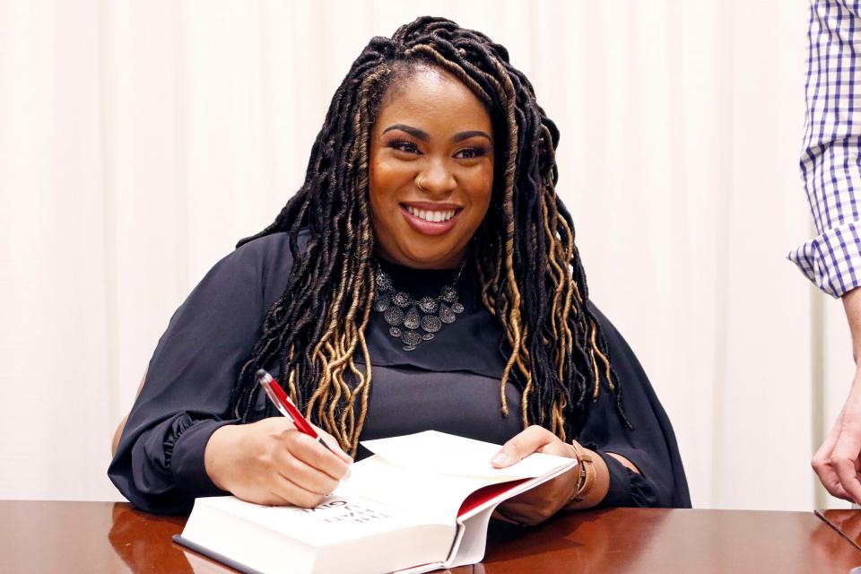 Angie Thomas The Hate U Give