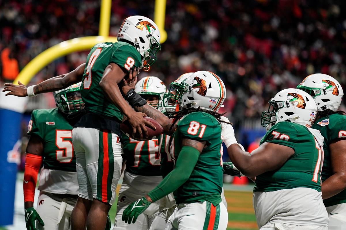 An early look at how defending HBCU football champions FAMU's 2024 schedule  is shaping up - Yahoo Sports