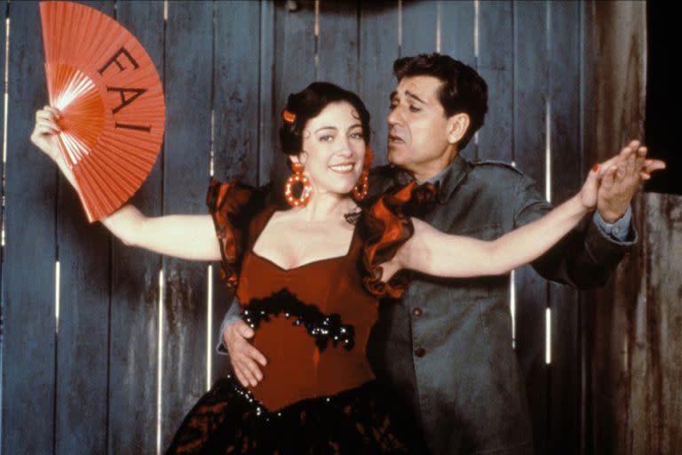  Carmen Maura y Andrés Pajares en ¡Ay, Carmela!, clásico de Carlos Saura que volverá a verse en pantalla grande