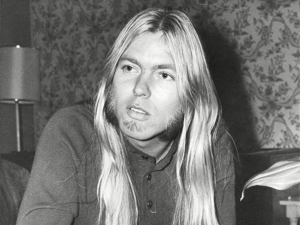 Gregg Allman in 1977: he led his band to great success with their fusion of blues, jazz, and country music: Rex