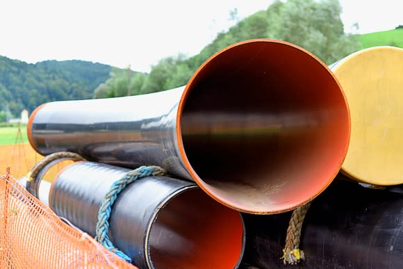 A stack of pipeline pipes.