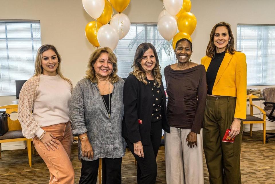 The Miami Herald editorial board from leftL Lauren Costantino, Luisa Yanez, Amy Driscoll, Nancy Ancrum and Isadora Rangel, after winning the Pulitzer for editorial writing, on Monday May 08 , 2023.