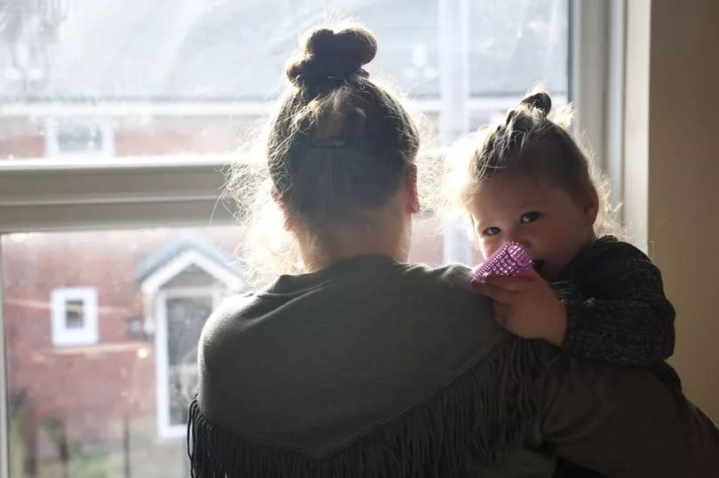 Shauna Perrin and her daughter Kayla spent winter in temporary accommodation plagued with issues -Credit:Manchester Evening News