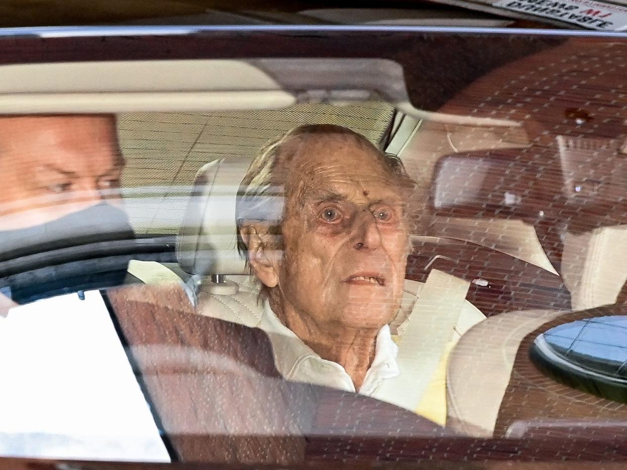 prince philip leaves hospital