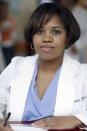 <p>Chandra Wilson plays the always-amazing Miranda Bailey, pictured here in season 1. </p>