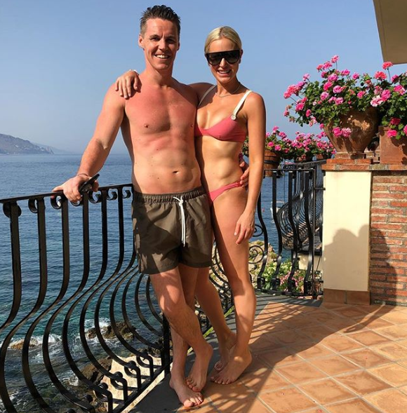 <p>Roxy and husband Oliver Curtis have been making the most of the great outdoors in Italy.<br>Source: Instagram/roxyjacenko </p>