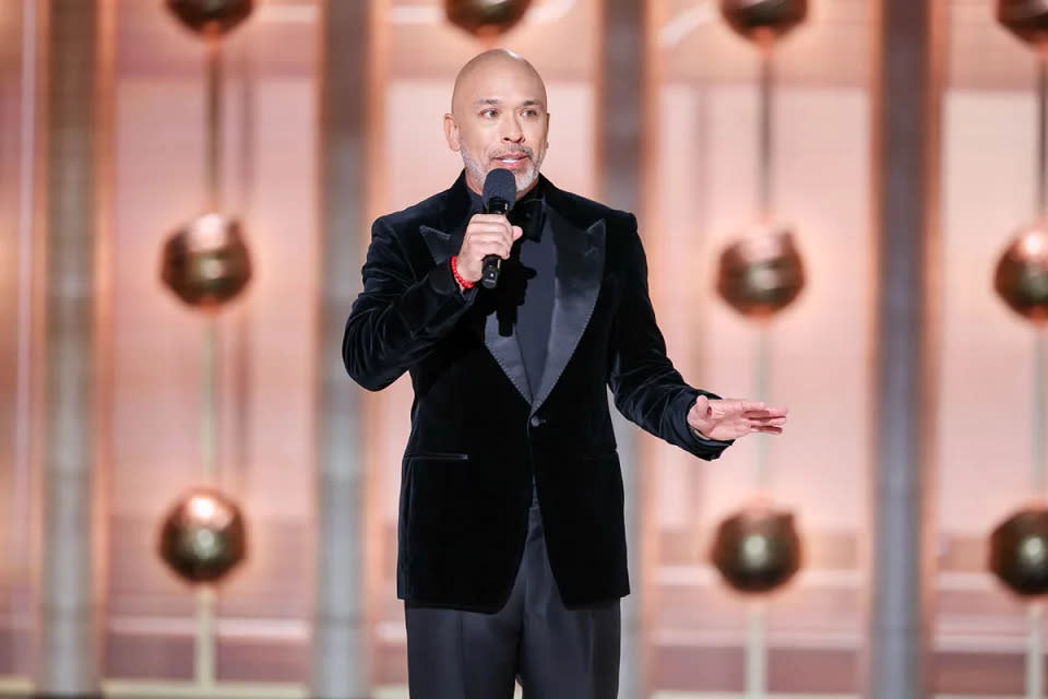 Viele waren von Jo Koys Eröffnungsrede bei der Golden-Globe-Verleihung 2024 wenig begeistert. Foto: Getty Images