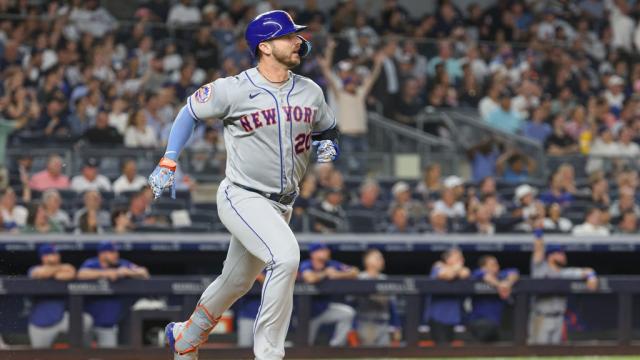 Mets pile on D-backs, take three of four in series