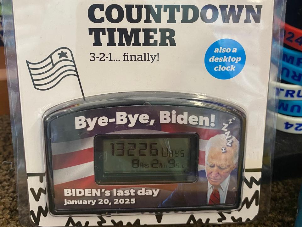 Donald Trump election countdown timer.