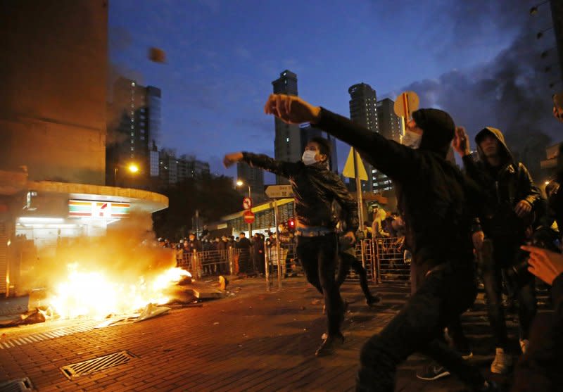 香港爆發大規模警民衝突（美聯社）