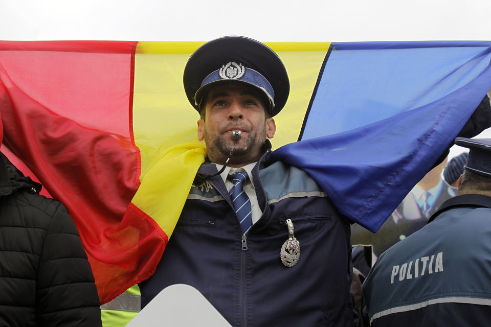 Romania police protest