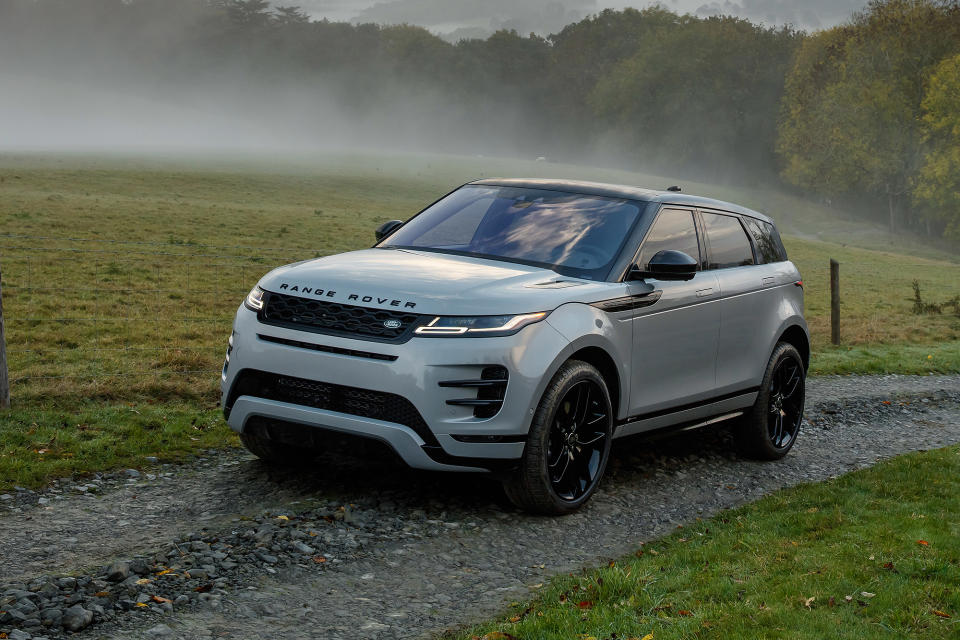 Range Rover Evoque 除最入門的柴油前驅動力之外，全數標配 48V Mild-Hybrid 微型油電複合動力系統。