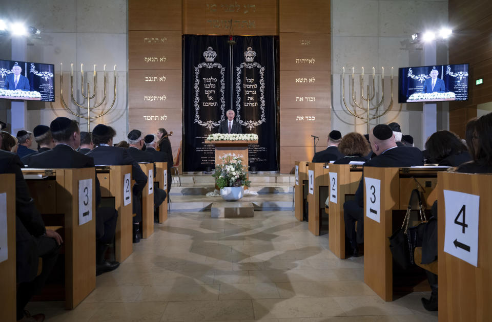 Horst Kohler, former German President, takes part in a ceremony and commemoration of the 20th anniversary of the main synagogue "Ohel Jakob" and the pogrom night, in Munich, Germany, Thursday, Nov. 9, 2023. (Sven Hoppe/dpa via AP)