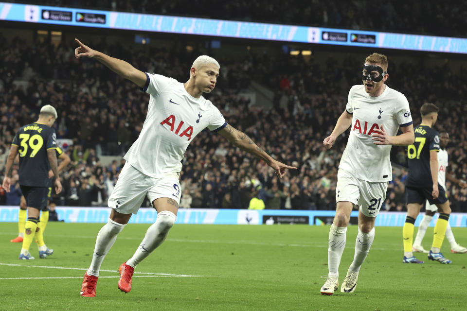 Tottenham's Richarlison celebrates after scoring his side's second goal during the English Premier League soccer match between Tottenham Hotspur and Newcastle United, at the Tottenham Hotspur Stadium, London, England, Sunday, Dec.10, 2023. (AP Photo/Ian Walton)