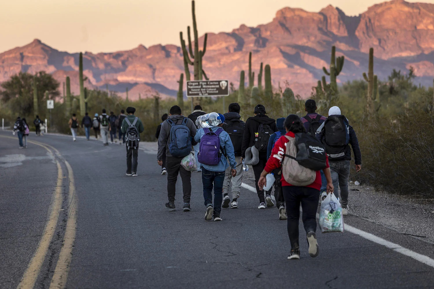 Arizona bill would make shooting and killing migrants on property legal