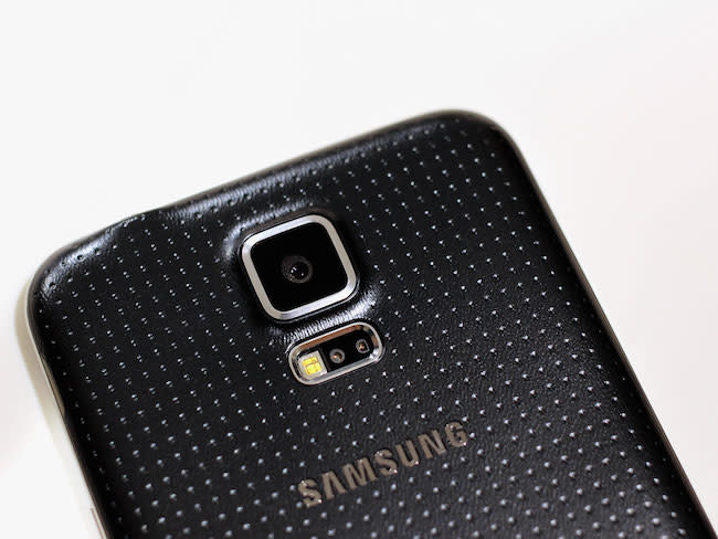 The S5 has a 16 MP camera