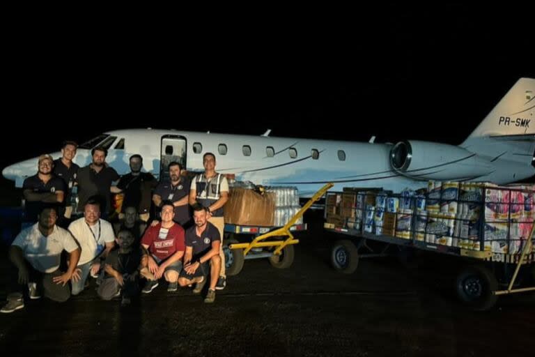 Neymar envió una flota de aviones para asistir a los damnificados por las inundaciones en Brasil