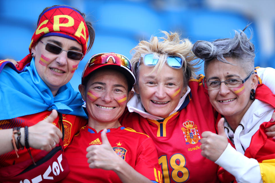 Fans of Spain look on prior to the 2019 FIFA Women's World Cup France group B match between Spain and South Africa at Stade Oceane on June 08, 2019 in Le Havre, France. (Photo by Alex Grimm/Getty Images)